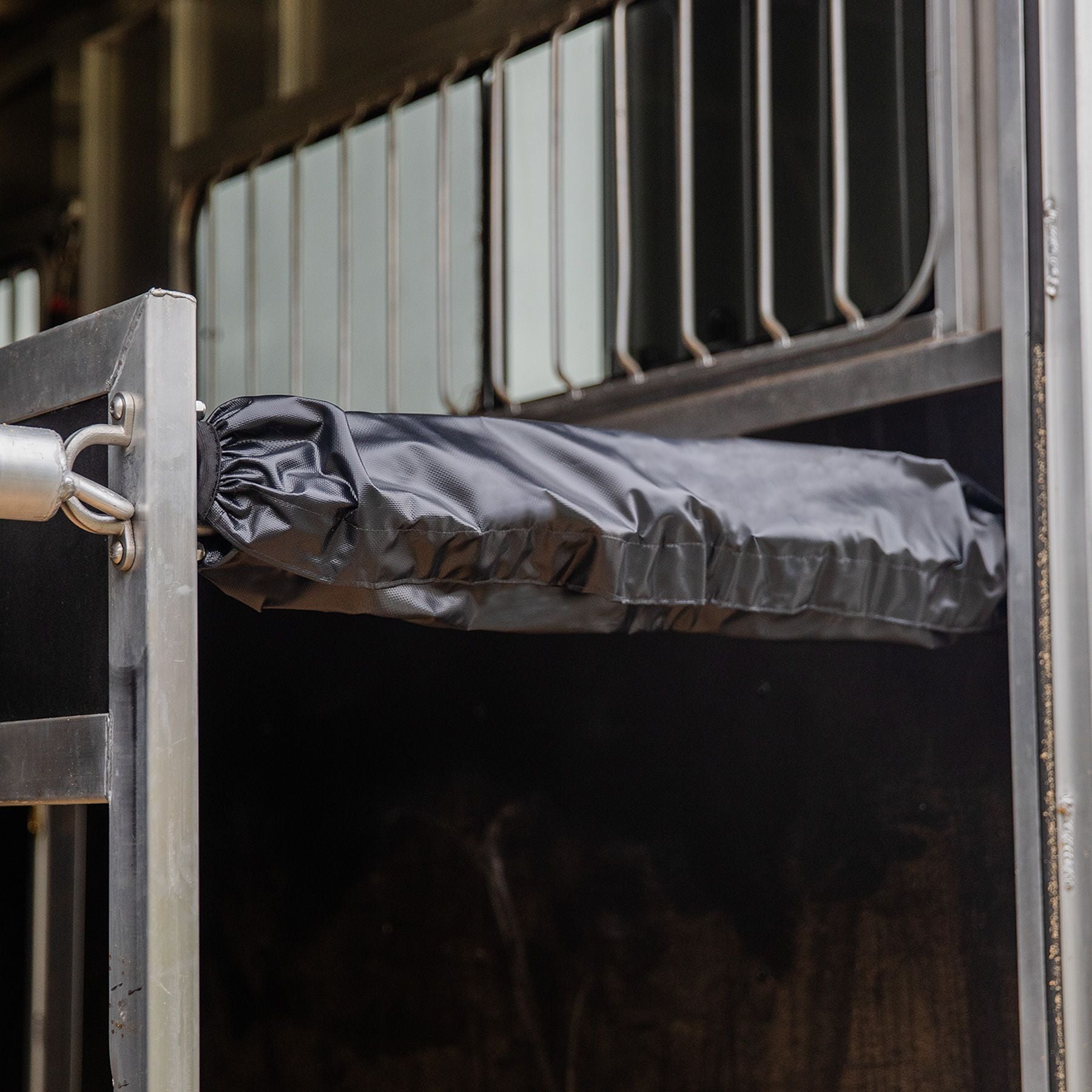 Schneiders® Waterproof Horse Trailer Chest or Butt Bar Cover