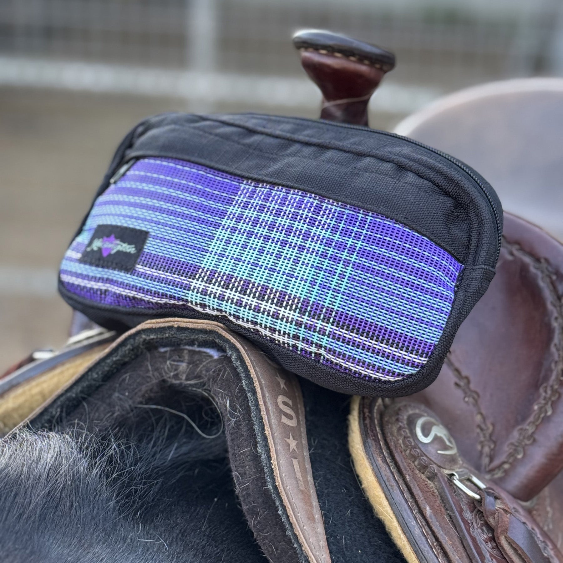 Kensington Pommel and Hip Bag